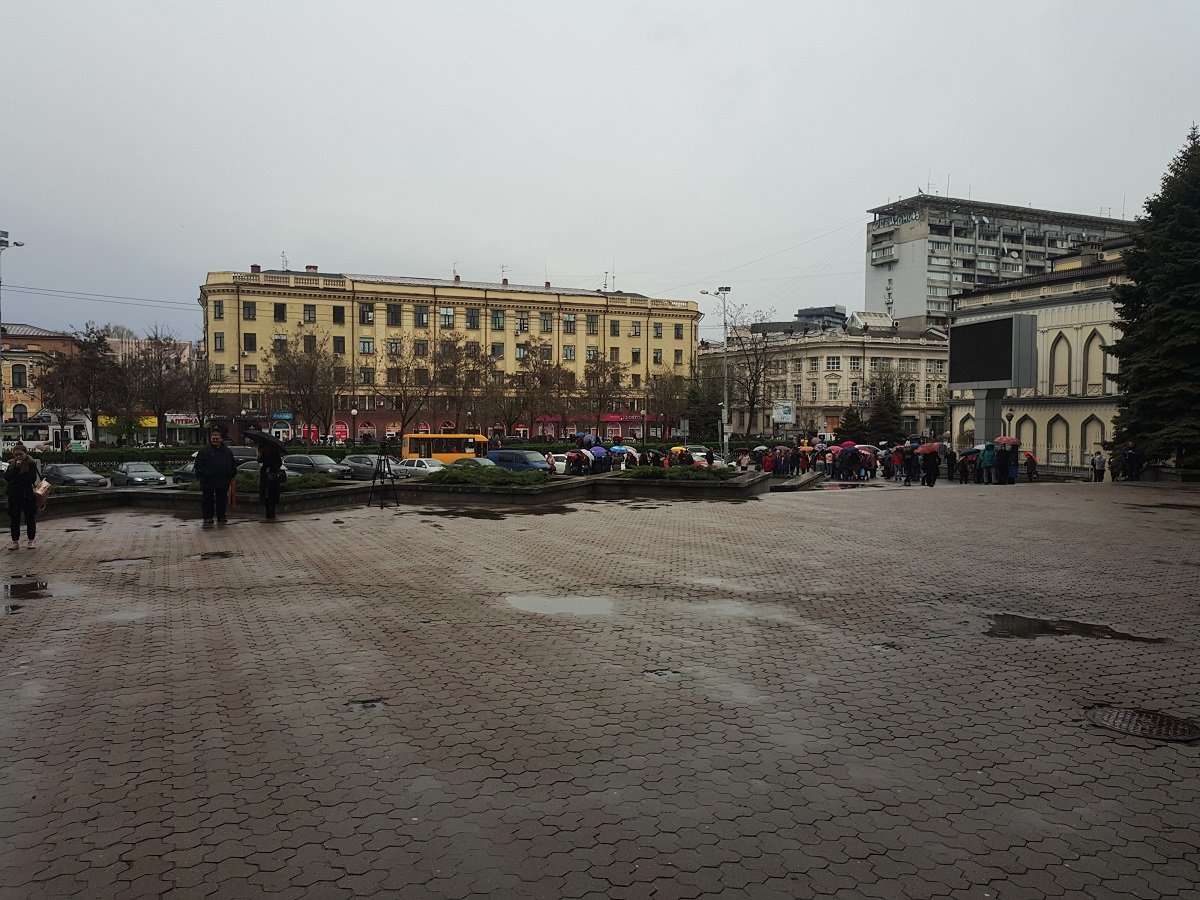 Всех сотрудников эвакуировали из здания Всех сотрудников эвакуировали из здания