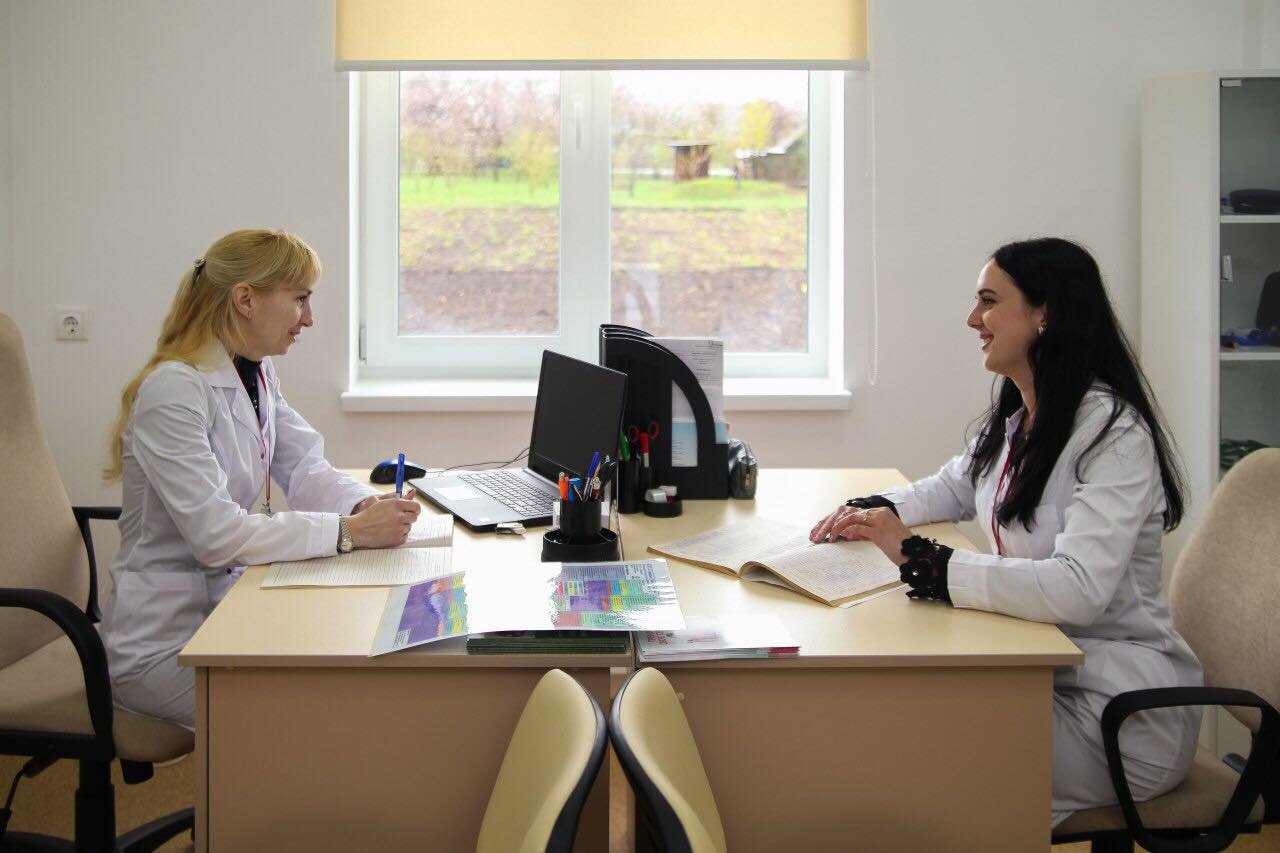 В современном медучреждении в Ивановке будут обслуживать людей из пяти сел В современном медучреждении в Ивановке будут обслуживать людей из пяти сел