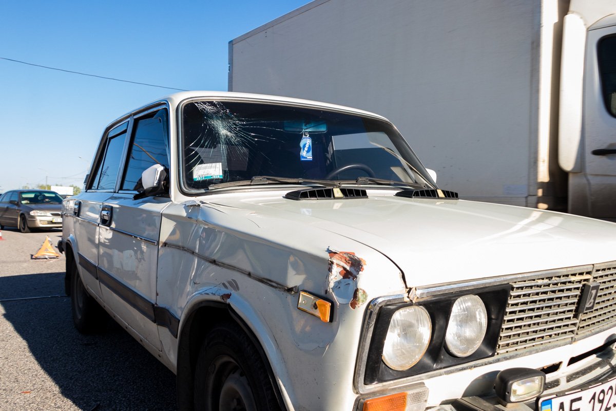 Мужчина говорит, что его ослепило, из-за чего он увидел велосипедиста слишком поздно Мужчина говорит, что его ослепило, из-за чего он увидел велосипедиста слишком поздно