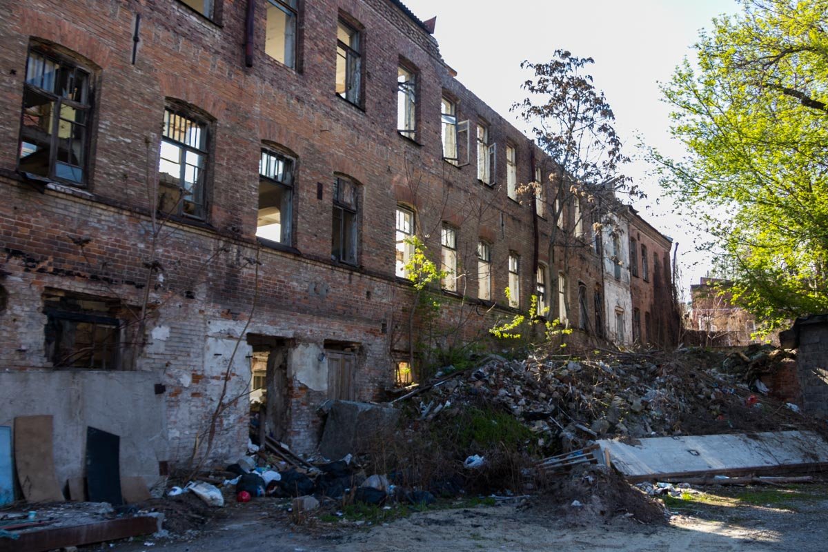 В разрухе есть своя романтика