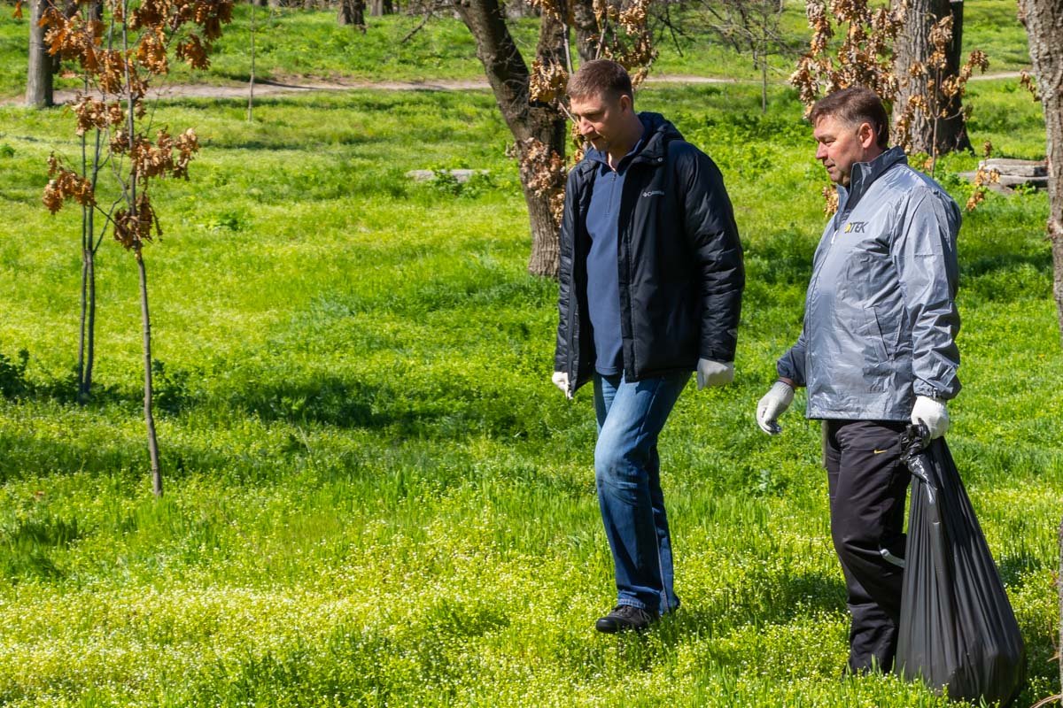 В Днепре ДТЭК Приднепровской ТЭС организовала субботник 1