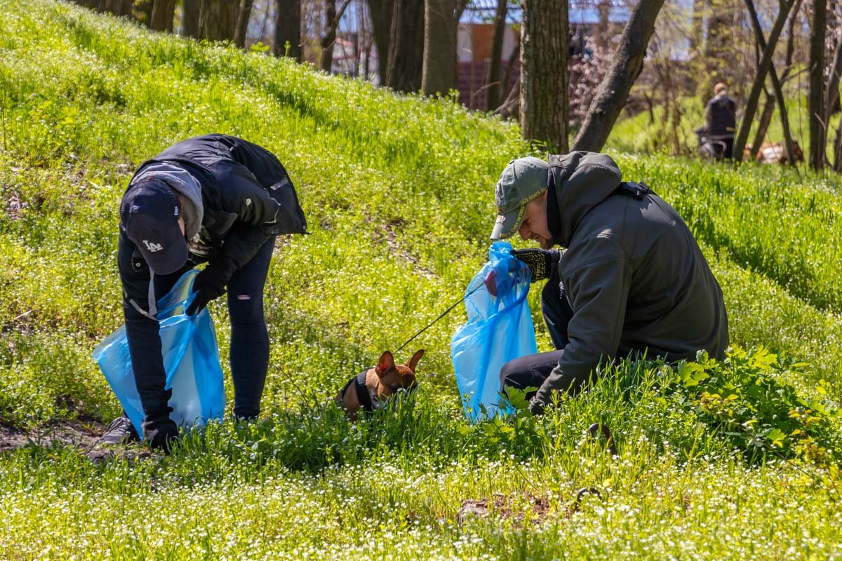 В Днепре ДТЭК Приднепровской ТЭС организовала субботник 4