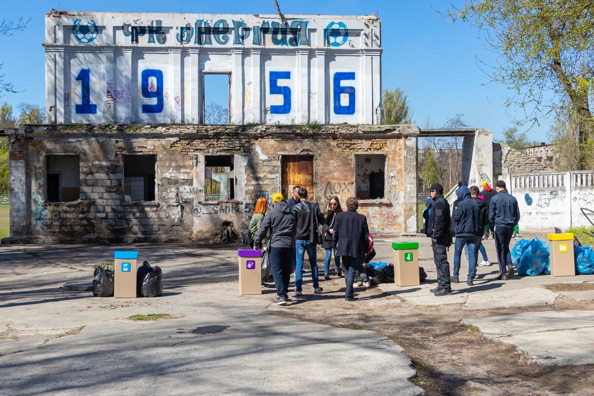 В Днепре ДТЭК Приднепровской ТЭС организовала субботник 8