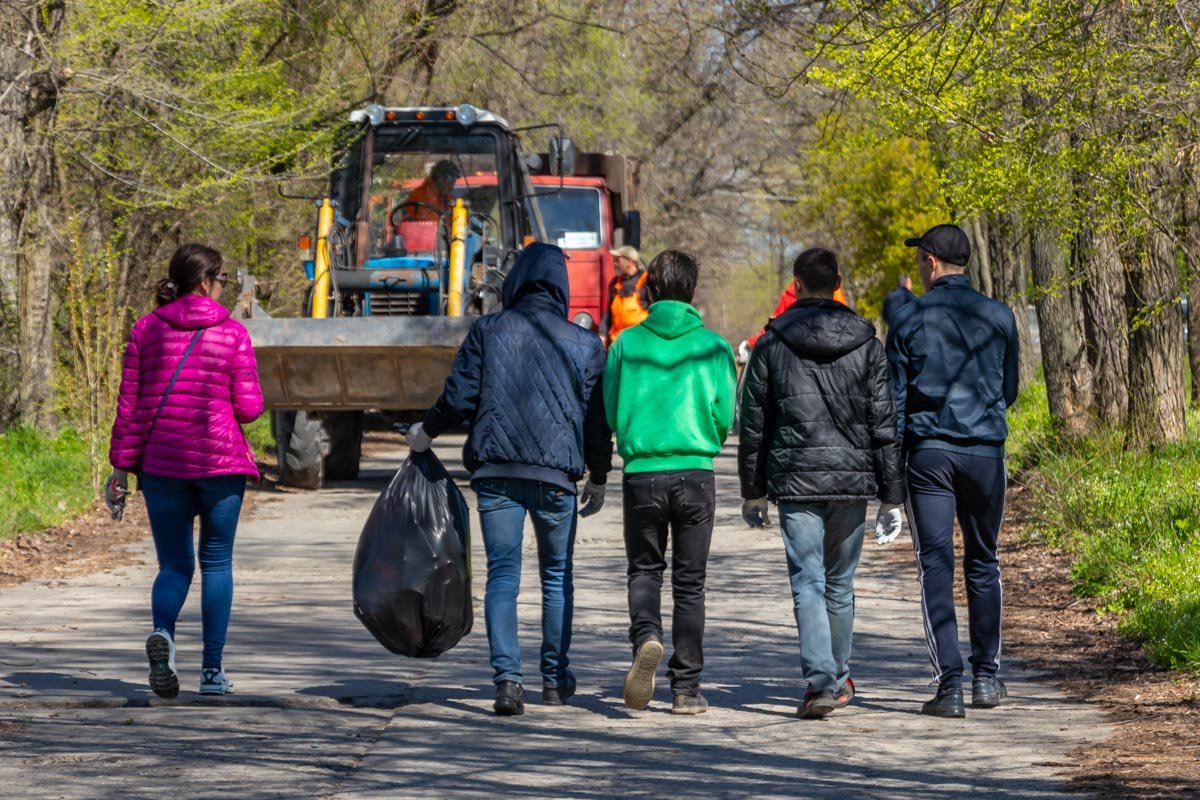 За 3 часа собрали очень много мусора За 3 часа собрали очень много мусора