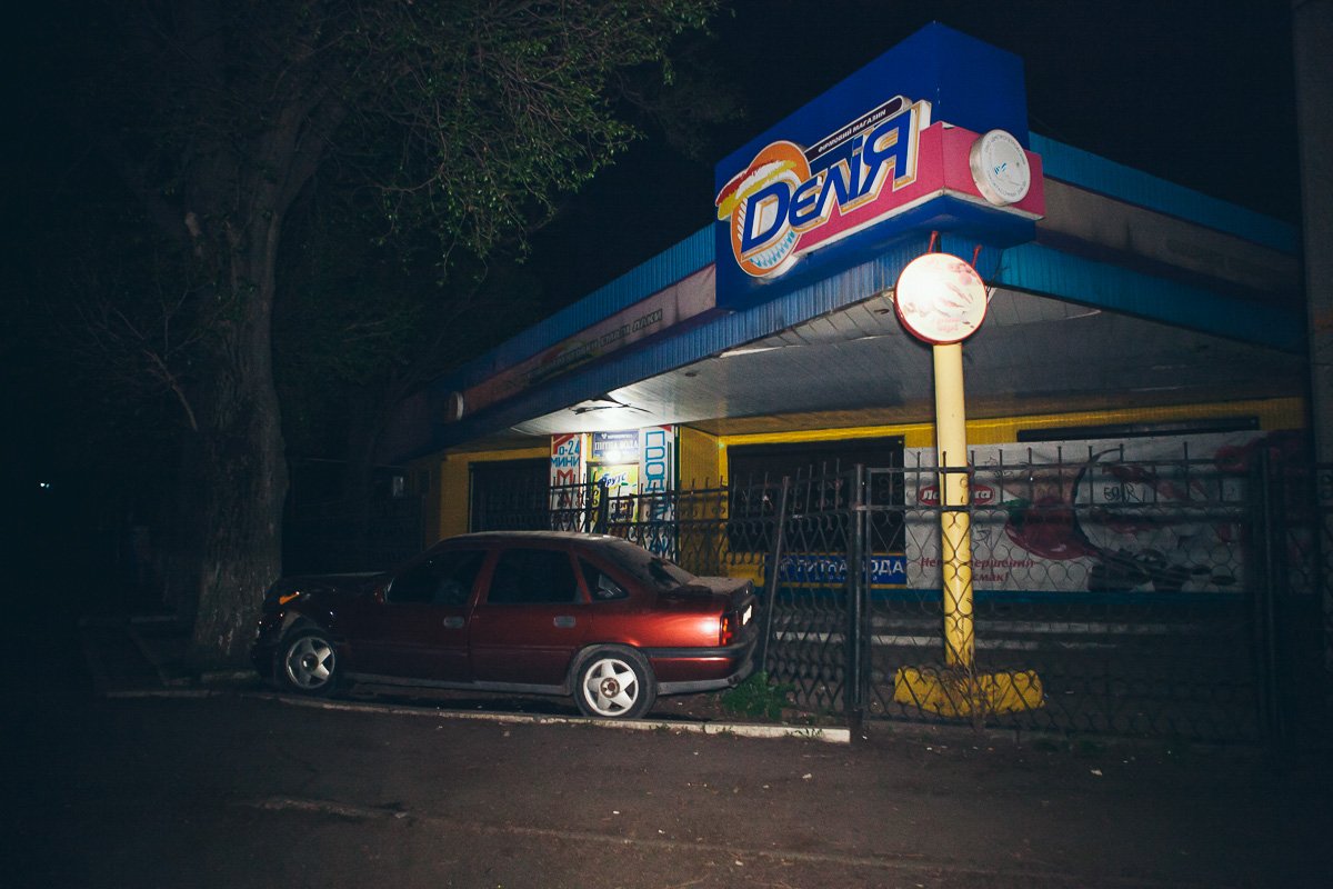 Изначально было сложно понять, как автомобиль мог там оказаться