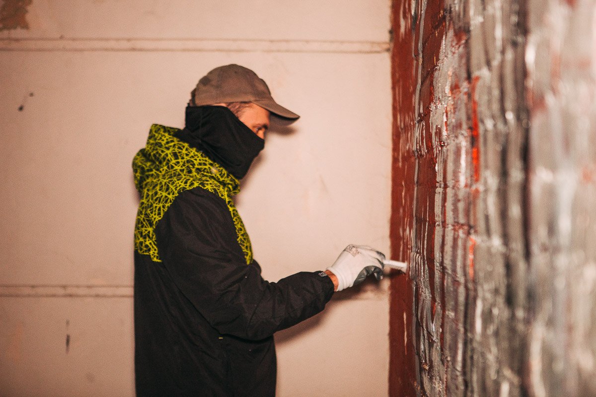 Молодой человек, нарисовавший Христа, не захотел называть свое имя