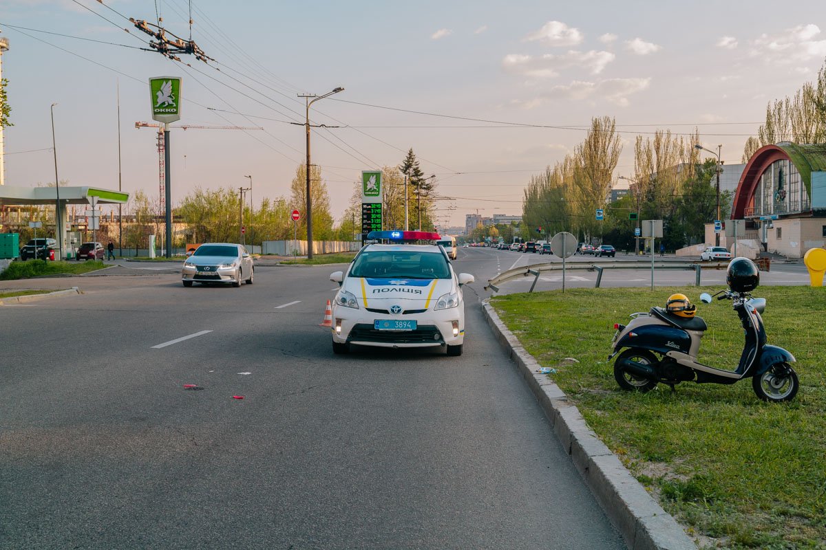 На место вызвали следователя по ДТП На место вызвали следователя по ДТП