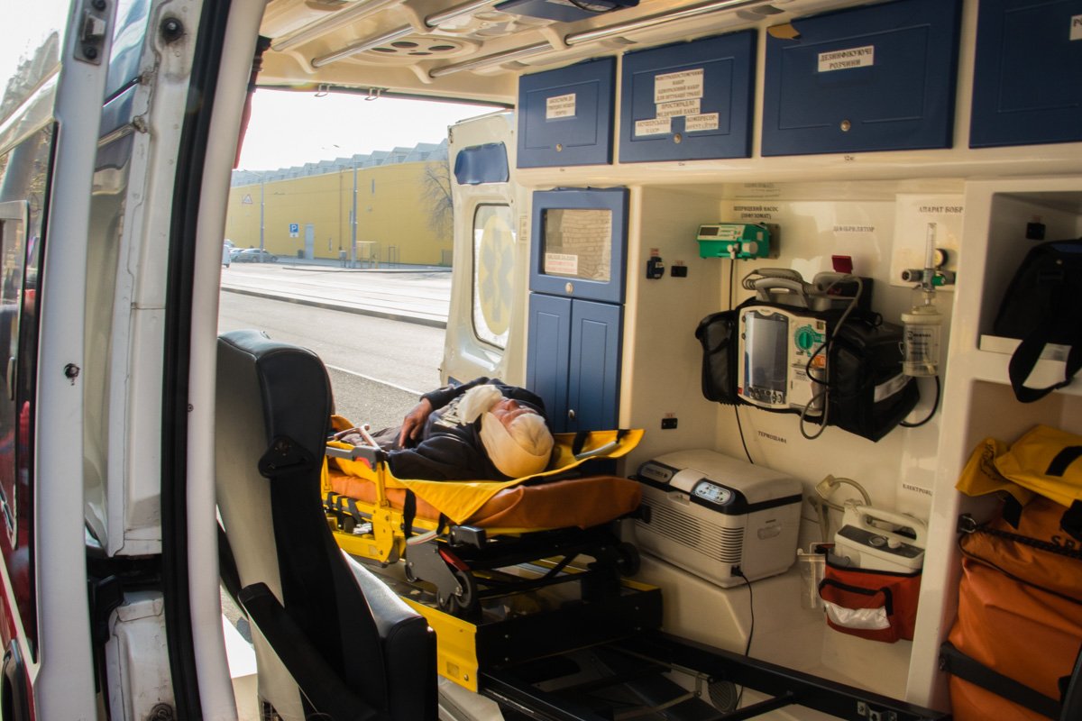 Полиция вызвала скорую Полиция вызвала скорую