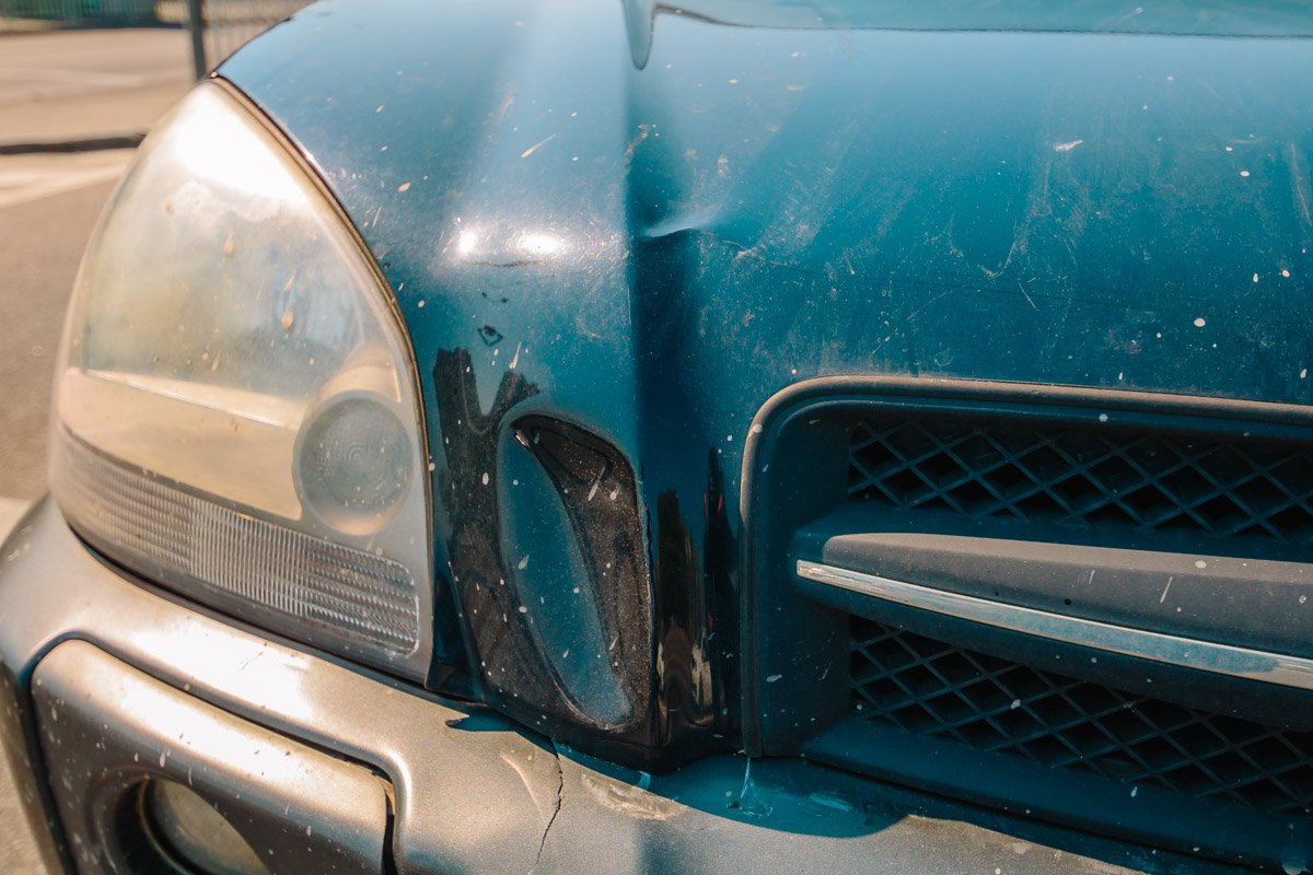 Как утверждает водитель, он двигался на зеленый сигнал светофора Как утверждает водитель, он двигался на зеленый сигнал светофора