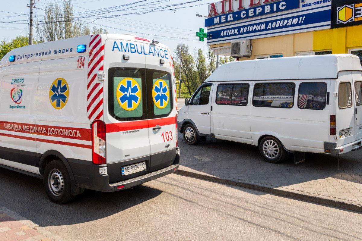 Пострадавшая находилась в сознании, она жаловалась на боль в бедре Пострадавшая находилась в сознании, она жаловалась на боль в бедре