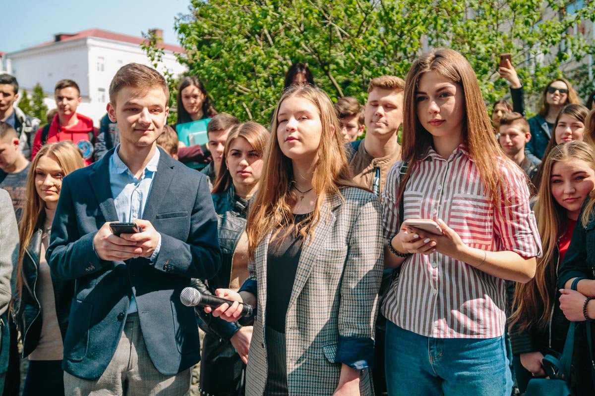 Как звездные судьи КаВуНа пообщались со студентами УТДФ в Днепре 8