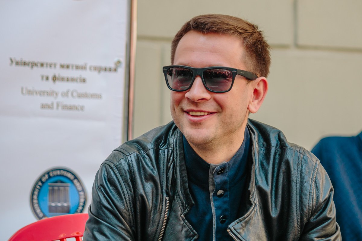 Как звездные судьи КаВуНа пообщались со студентами УТДФ в Днепре 15