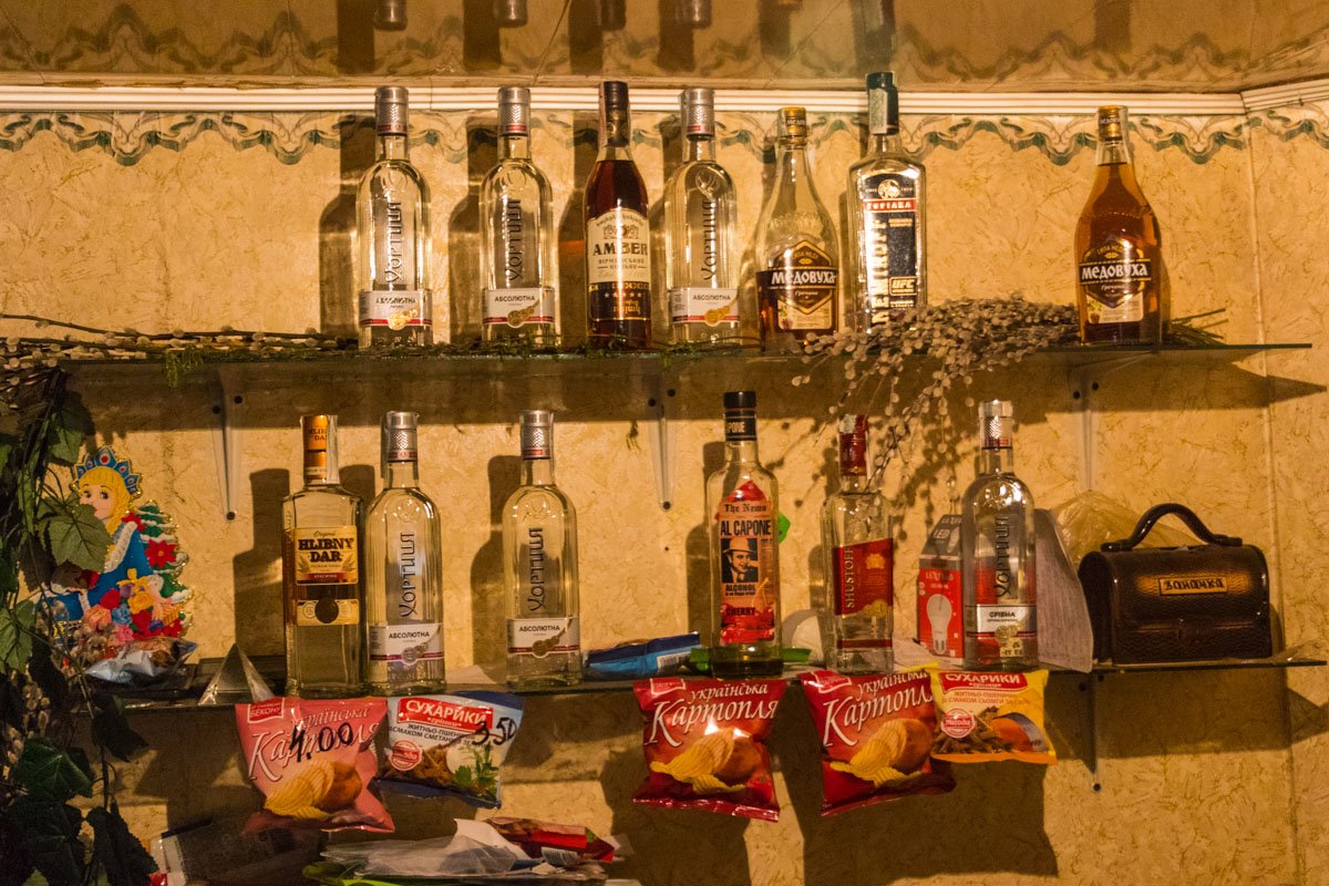 Также активисты выяснили, что на торговлю алкоголем установлен индикатив минимальной цены Также активисты выяснили, что на торговлю алкоголем установлен индикатив минимальной цены