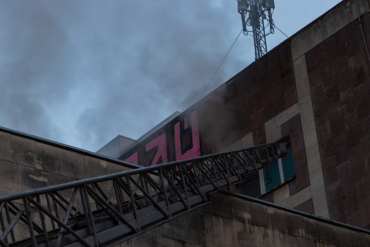 Предварительно, пожар возник в главном зале кинотеатра Предварительно, пожар возник в главном зале кинотеатра