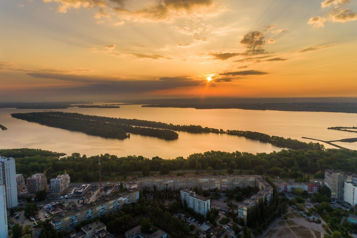 Днепр, ты невероятный Днепр, ты невероятный