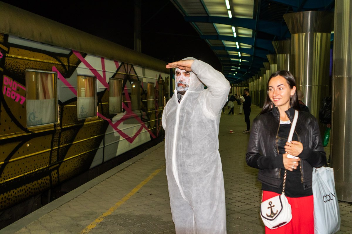 Участник инсталляции Участник инсталляции