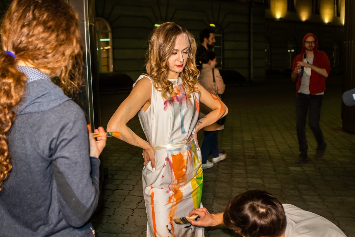 Как разрисовать чужого человека творец решает сам Как разрисовать чужого человека творец решает сам