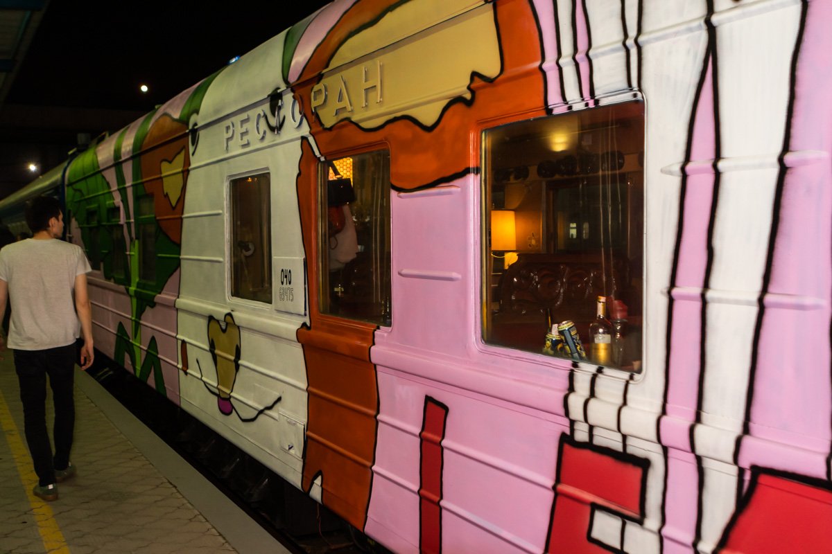 Необычный вагон-ресторан Необычный вагон-ресторан
