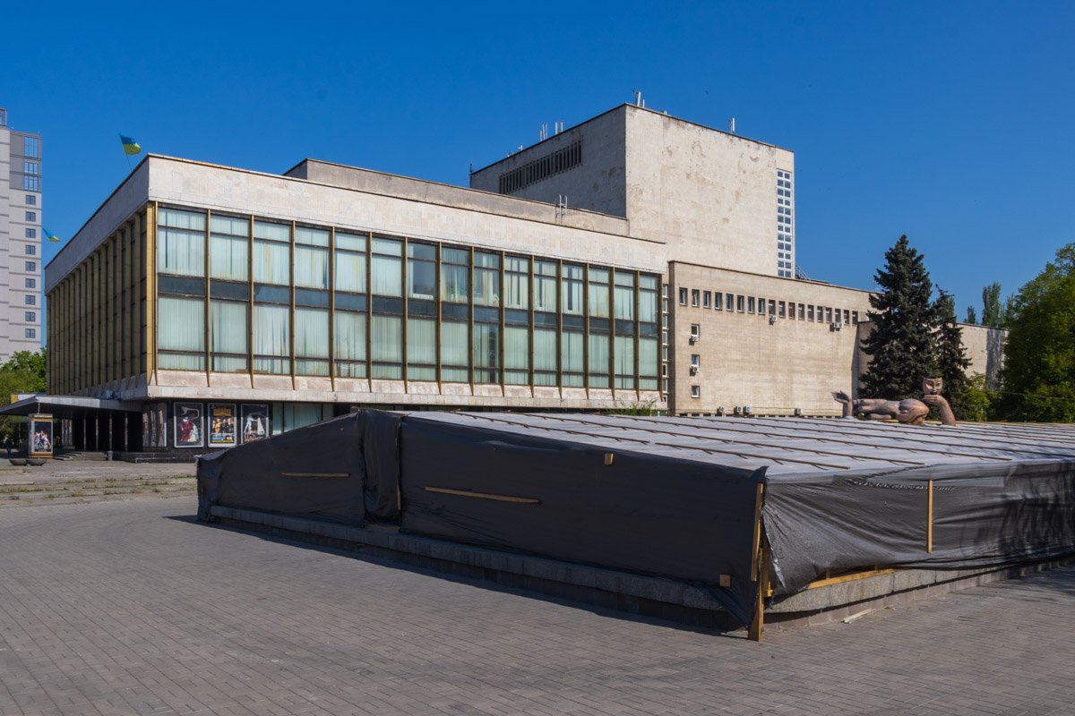 В Днепре запустили фонтаны 1