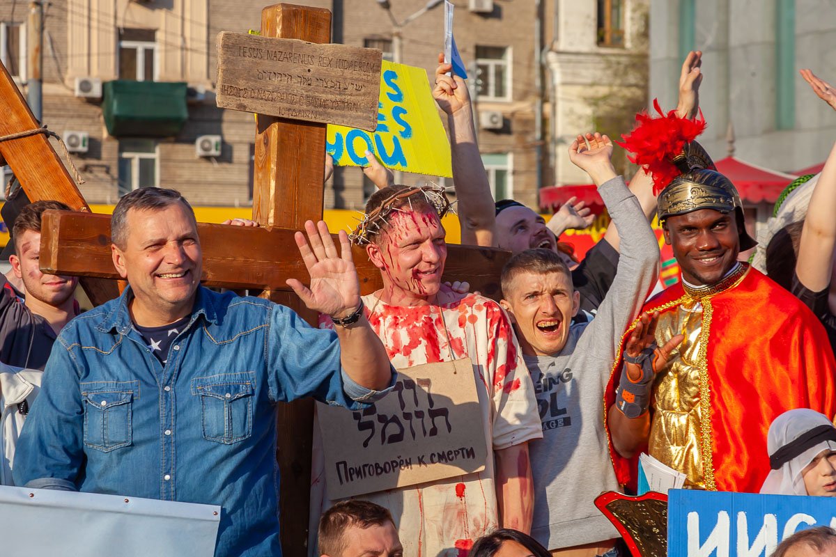 Взбудоражили город Взбудоражили город