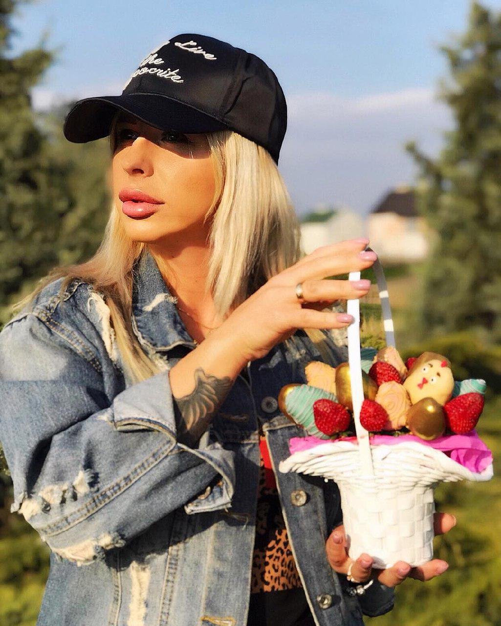 Где лучшие красотки? - У нас в Днепре Где лучшие красотки? - У нас в Днепре