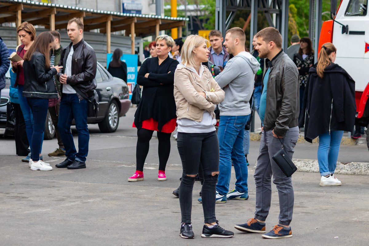 Люди недосмотрели кино