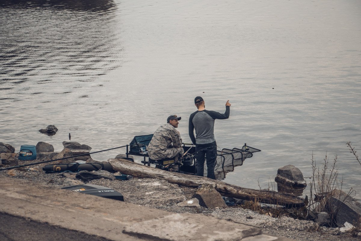 Искать кроликов в шляпах — гиблое дело, все равно как искать хоть каплю здравого смысла в голове у некоторых людейИскать кроликов в шляпах — гиблое дело, все равно как искать хоть каплю здравого смысла в голове у некоторых людей