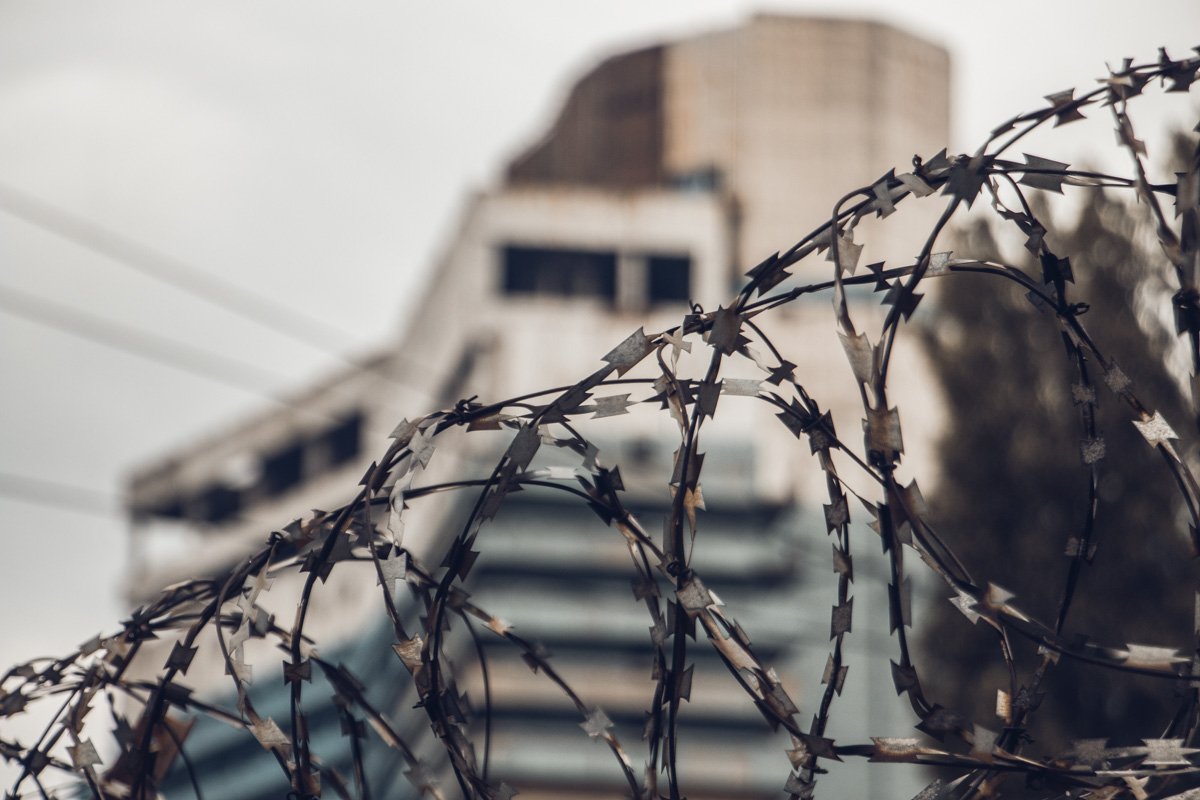 Сами создавайте то, что может спасти мир, — и если утонете по дороге, так хоть будете знать, что плыли к берегу