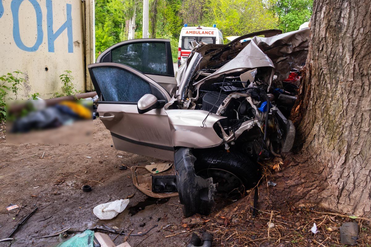 Водитель погиб на месте Водитель погиб на месте