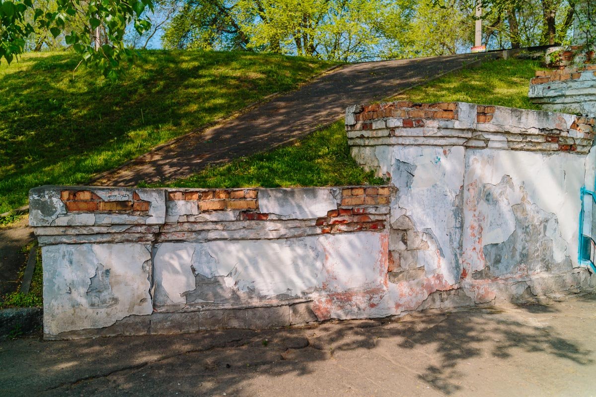 Переход выглядит, как руины старого замка Переход выглядит, как руины старого замка