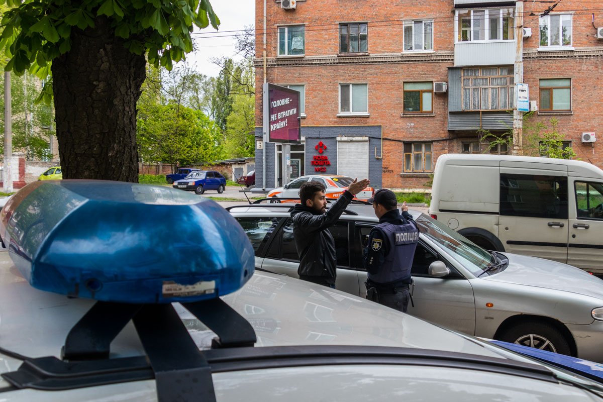 Образовалась пробка в сторону проспекта