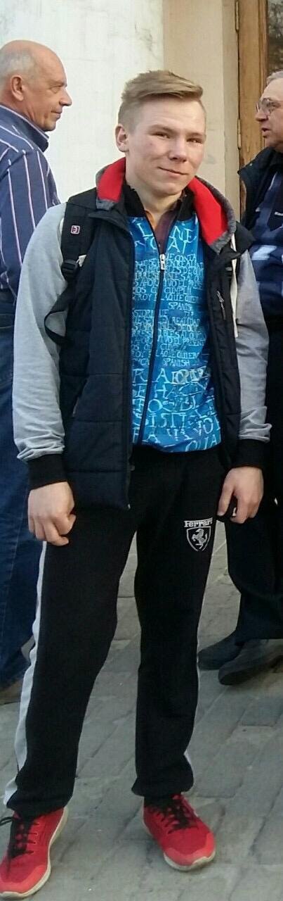 Парень уехал в Каменское и с тех пор не выходил на связь Парень уехал в Каменское и с тех пор не выходил на связь