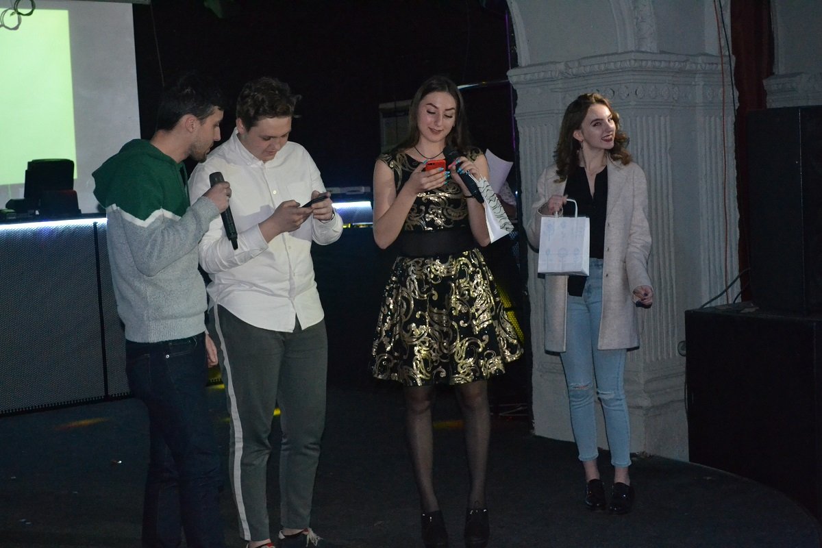 Проверь себя: загадки студентам от ЗА_ЖИгательной команды Днепра 1