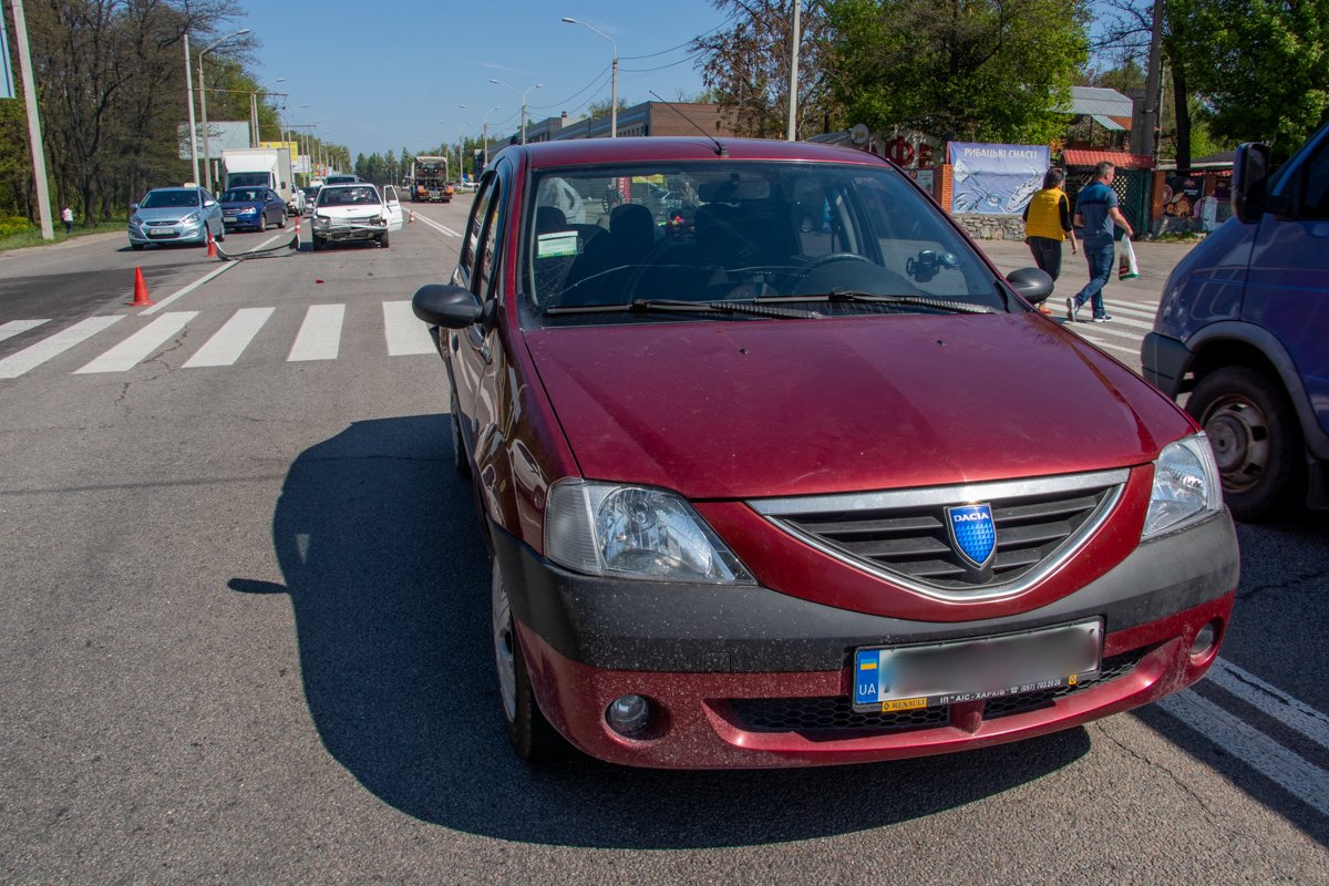 Пострадавшую забрала скорая Пострадавшую забрала скорая