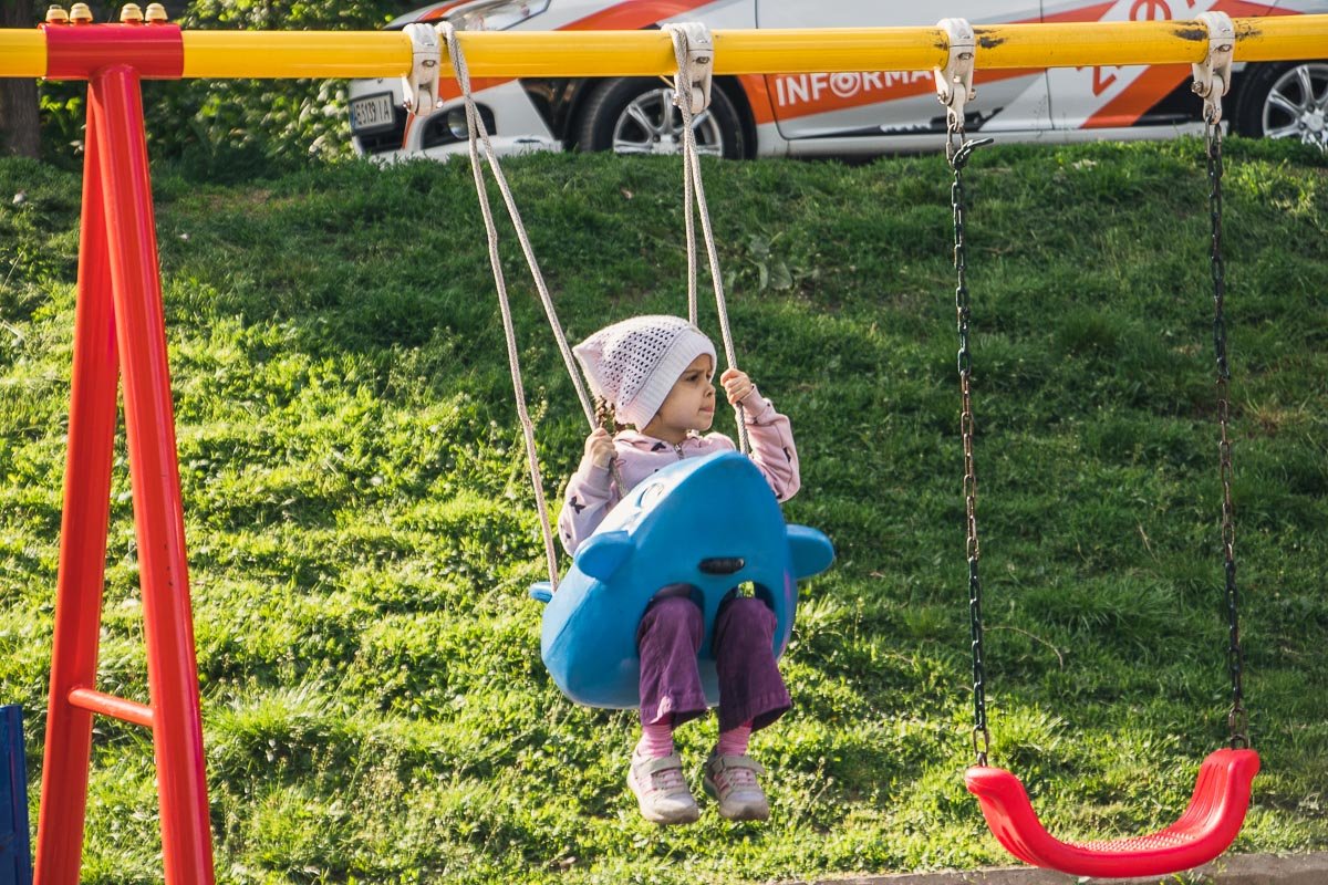 Когда катание на качелях утомило не на шутку