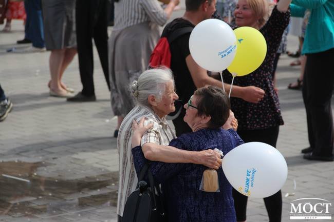 По традиции в Днепре в День Победы станцуют "Вальс життя" 1