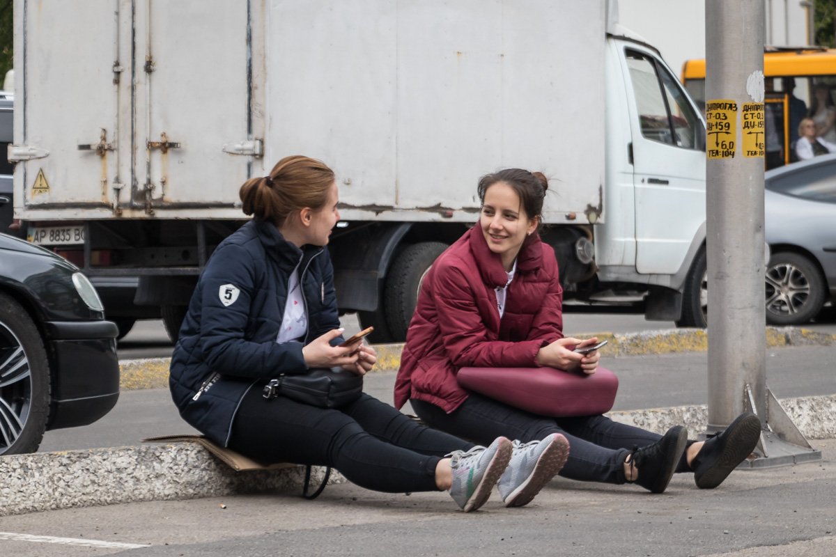 Большинство людей воспринимают ситуацию с юмором