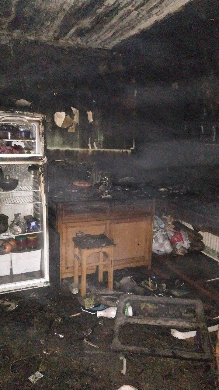 Очаг возгорания находился в одной из комнат одноэтажного дома