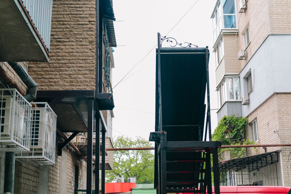 Лестницу все же демонтировали