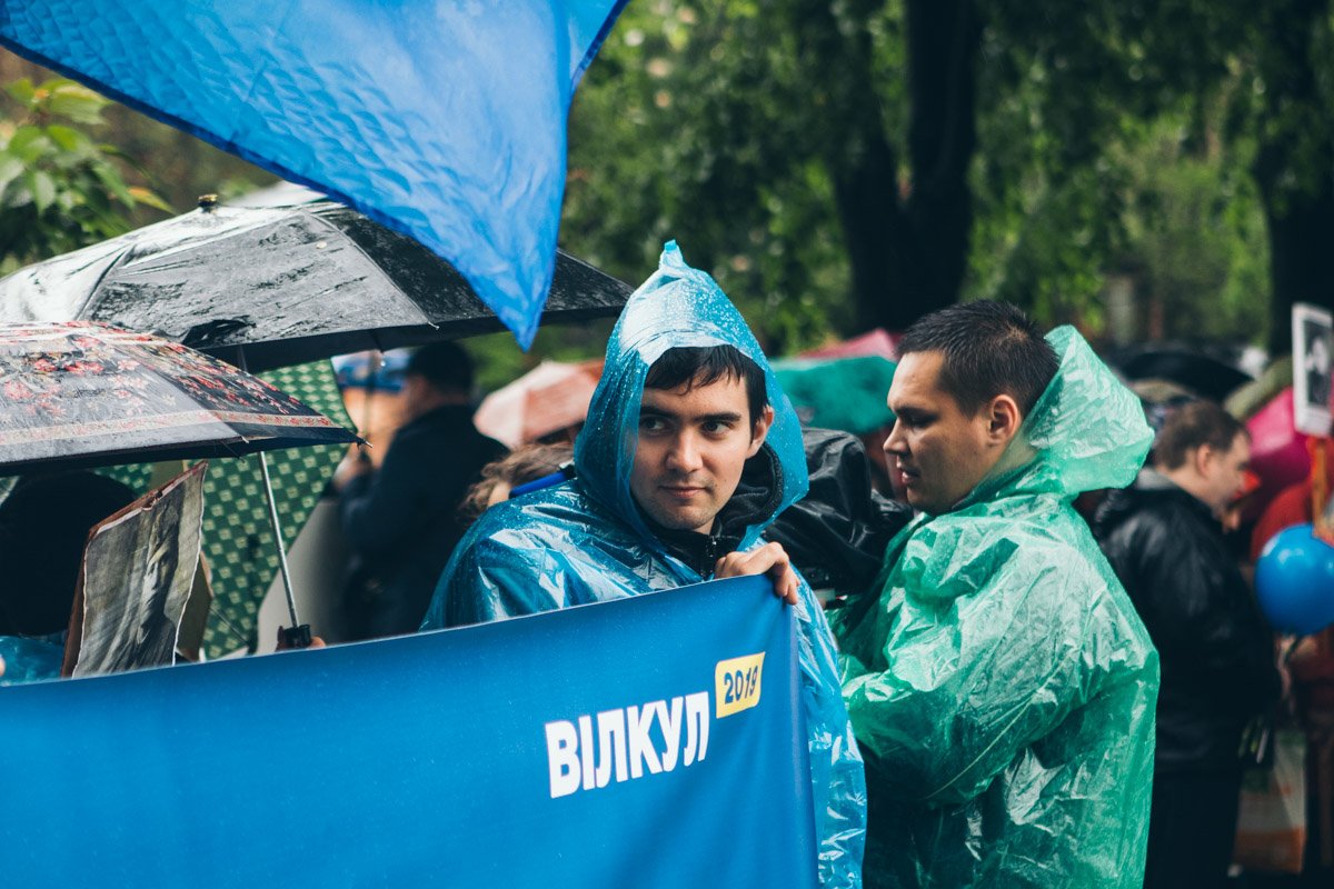 Когда увидел человека раздающего шарики