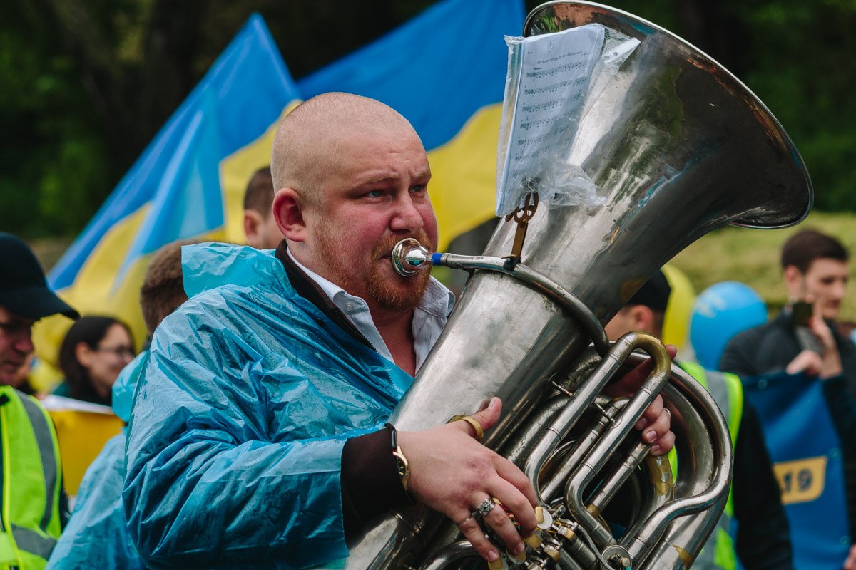 Марш вел оркестр