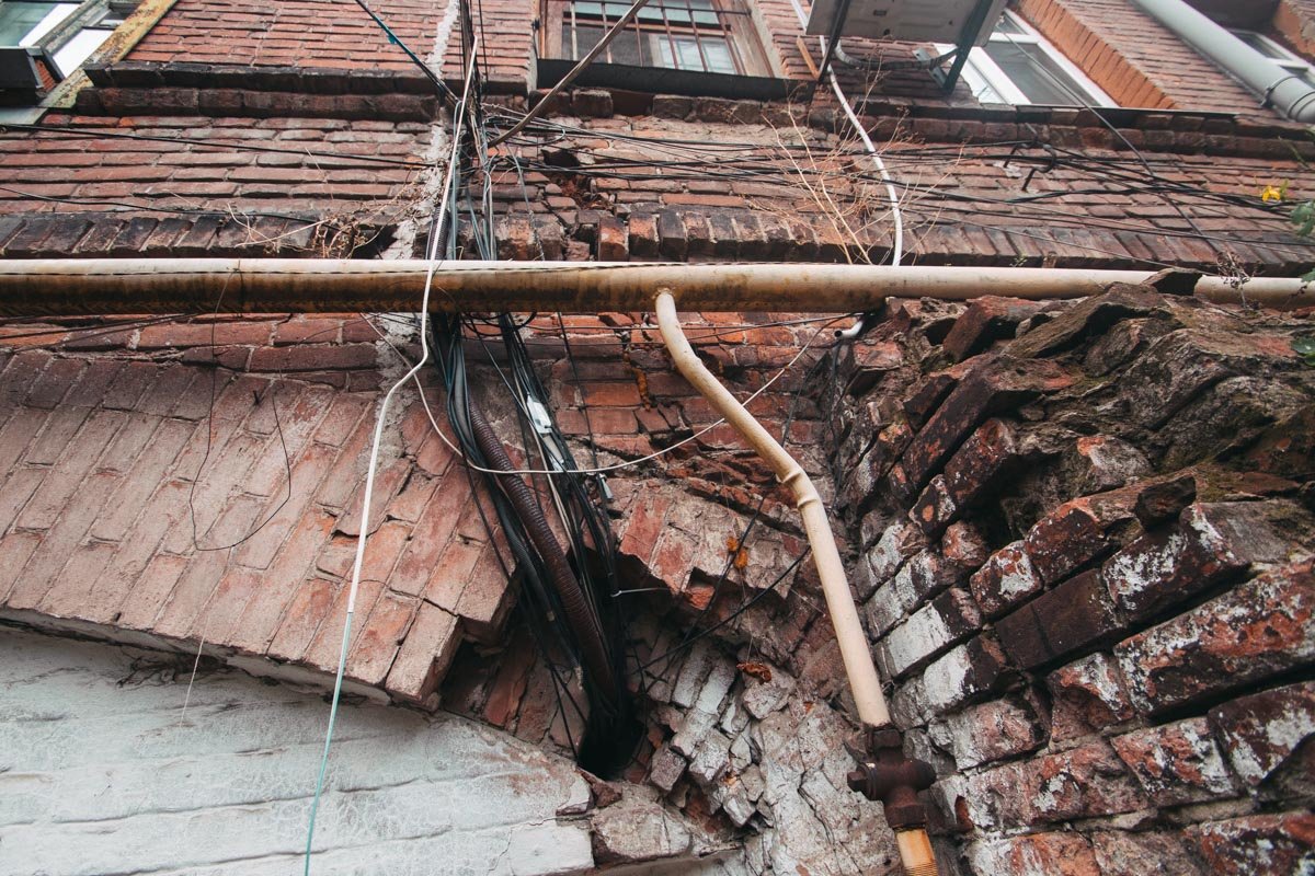 Тут следует быть осторожнее Тут следует быть осторожнее