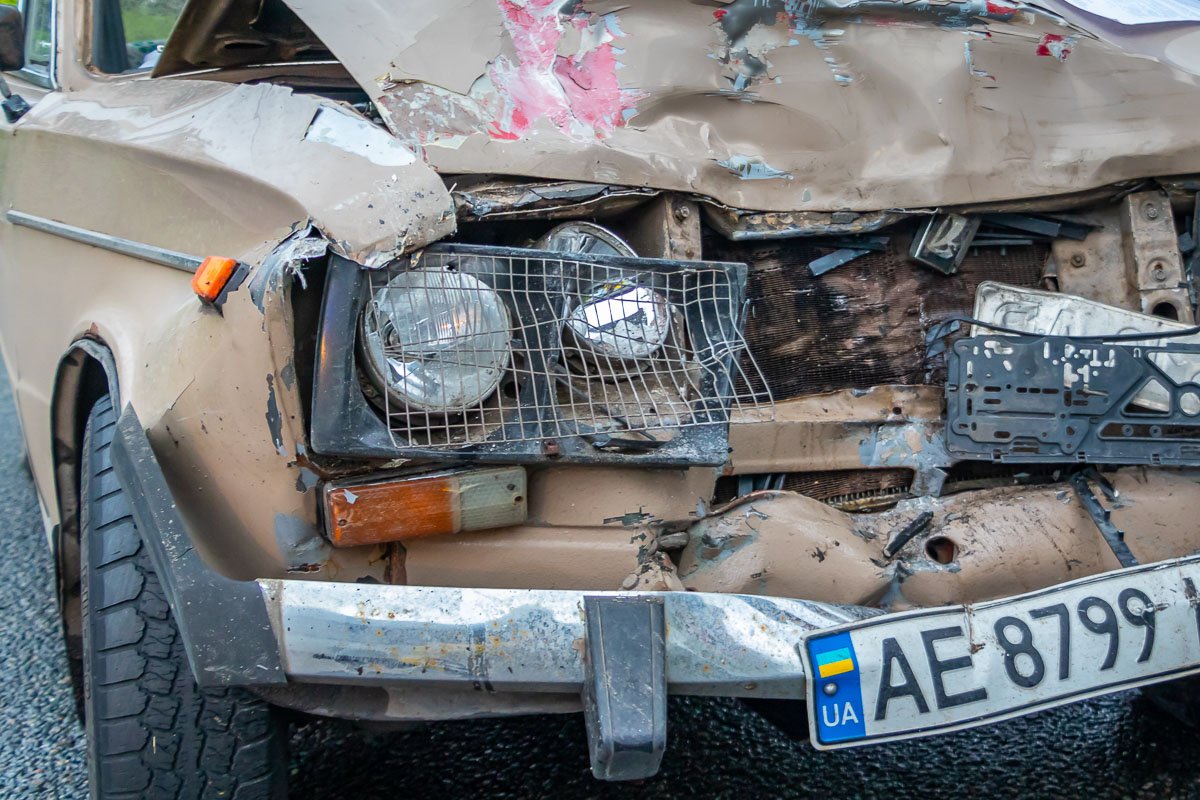 Выехал на встречную полосу Выехал на встречную полосу