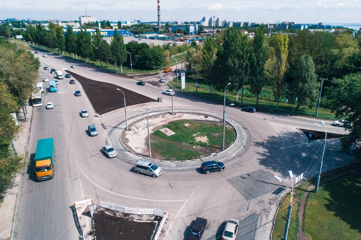 Работы продолжаются, скоро все закончат Работы продолжаются, скоро все закончат