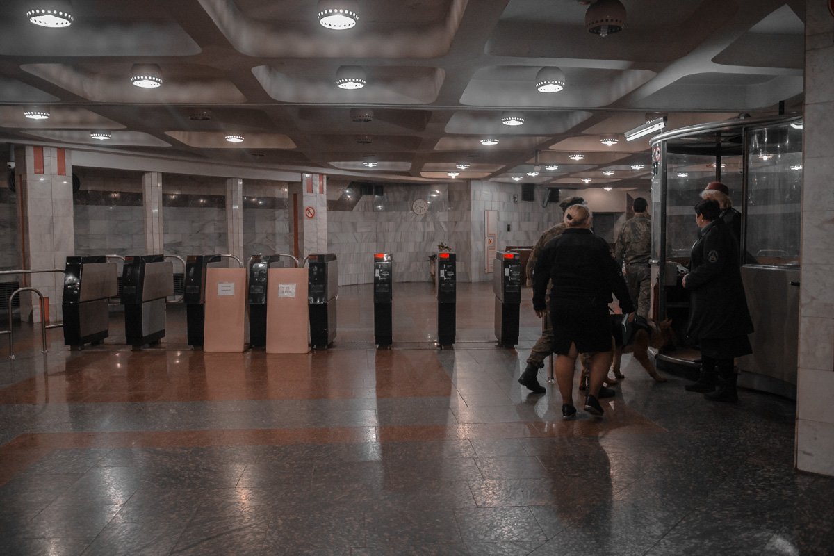 Работают правоохранители