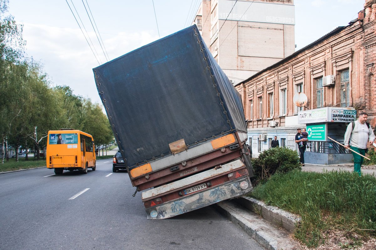 Никто не пострадал  Никто не пострадал