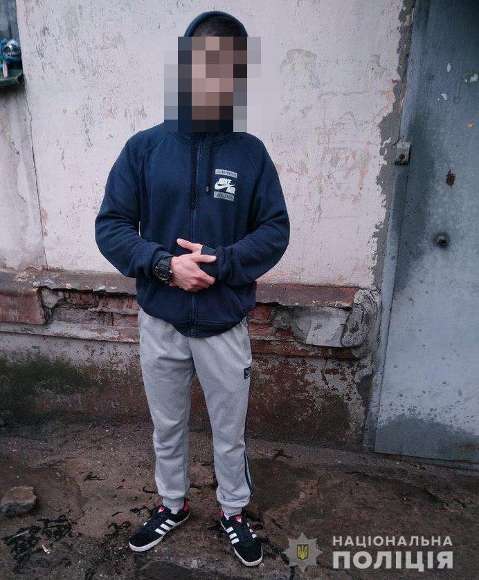 За такие "выходки" парню грозит наказание в виде лишения свободы на срок от трех до семи лет За такие "выходки" парню грозит наказание в виде лишения свободы на срок от трех до семи лет