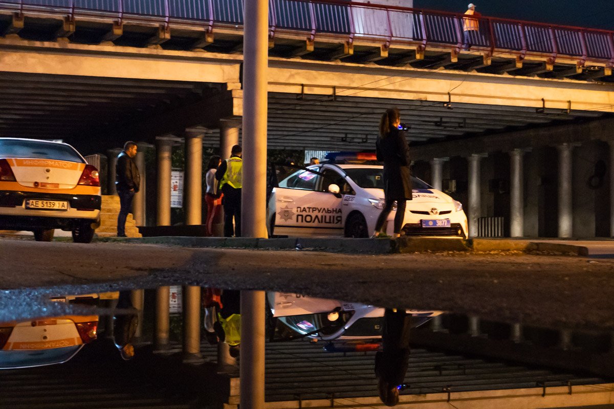 Патрульные занимаются поиском автомобиля