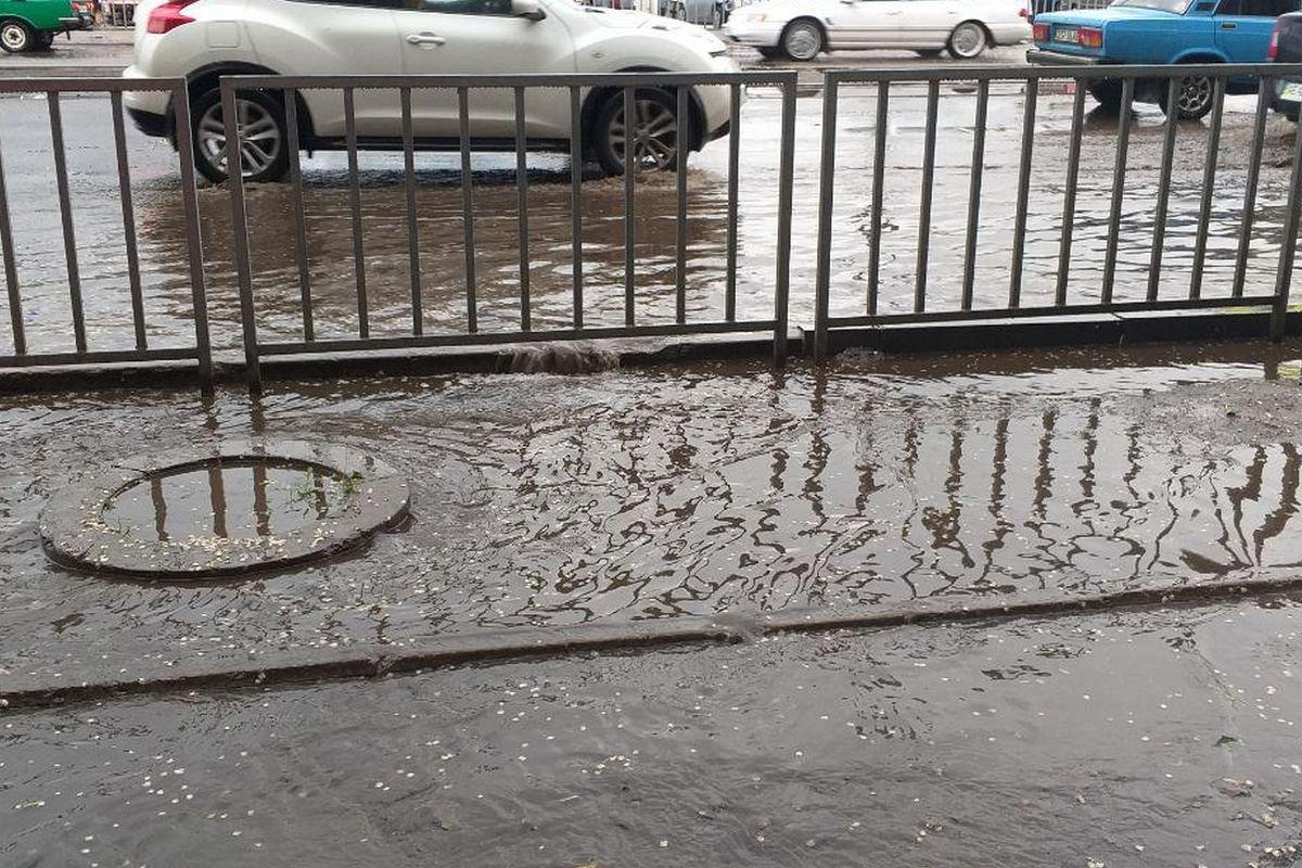 Многие уже наверняка забыли какого оно - искать островки земли в лужах Многие уже наверняка забыли какого оно - искать островки земли в лужах