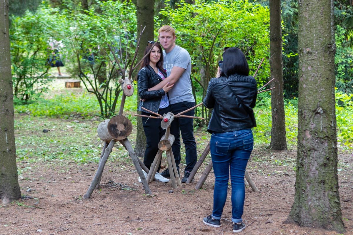 Принц Гарри и Меган, вы ли это? Принц Гарри и Меган, вы ли это?